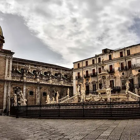 Pensión Abside & 4*